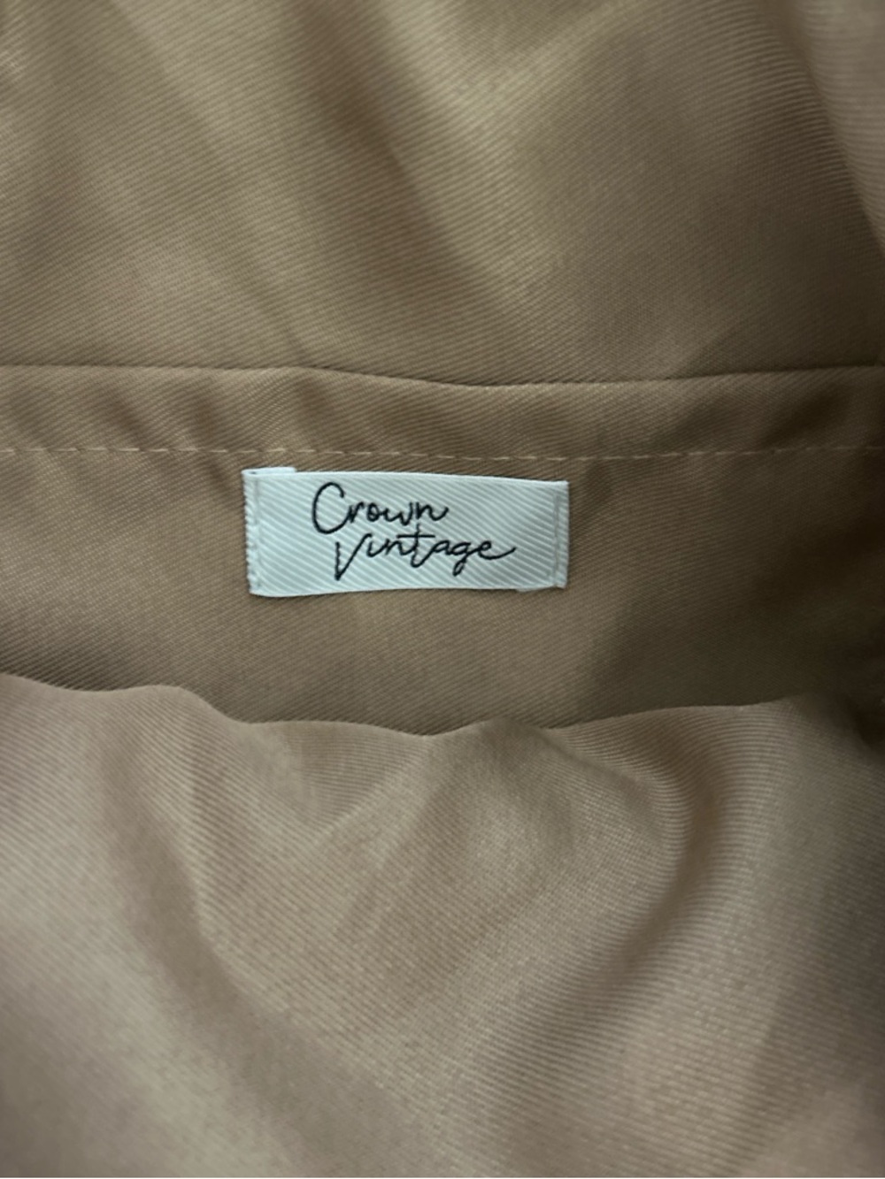 Crown Vintage Woven Straw Backpack with Dark Brown Leather Flap - Picture 5 of 6